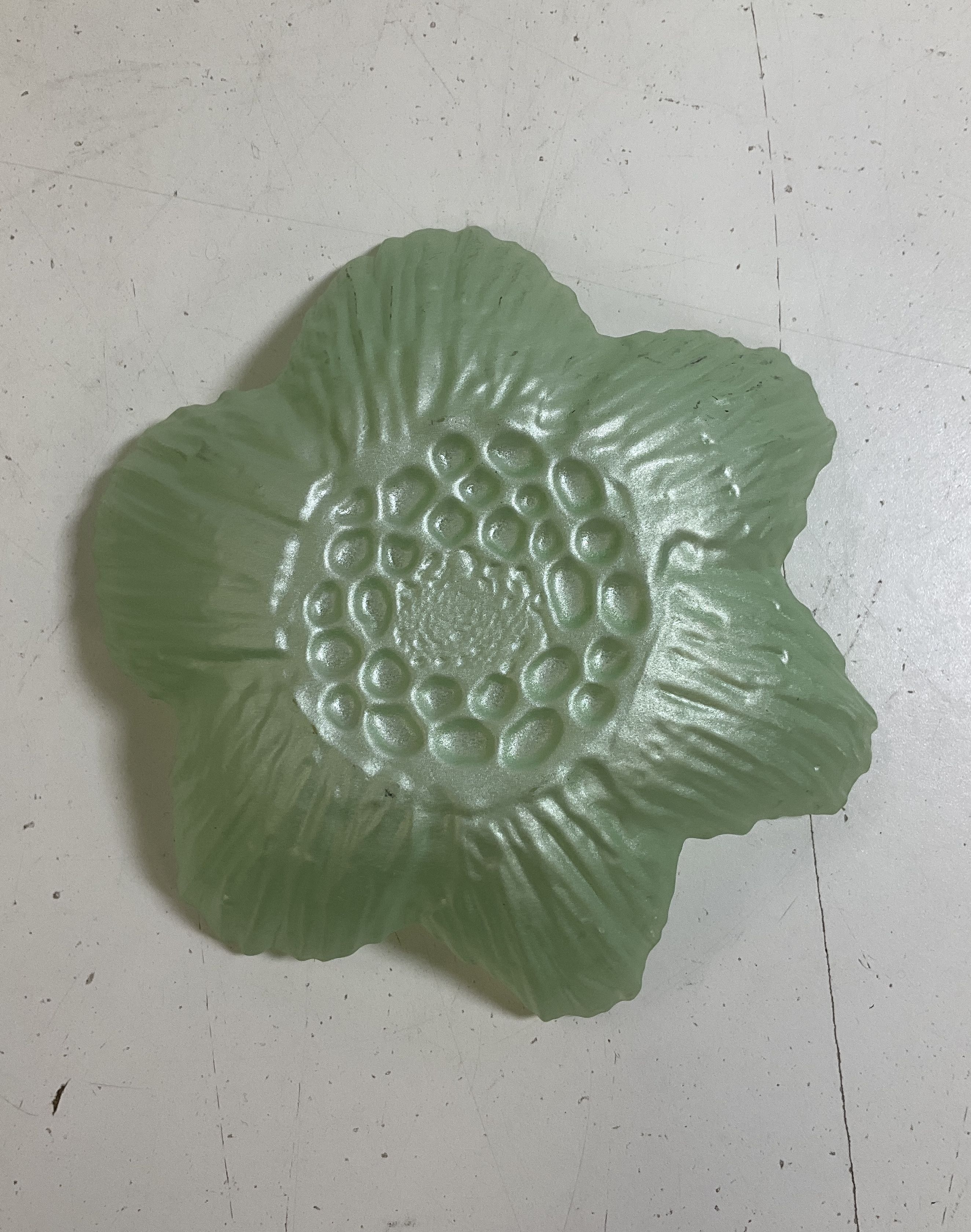 Akcam Lot 2 Iridescent Glass Flower Bowls Green & Cream Hand Made Turkish Art