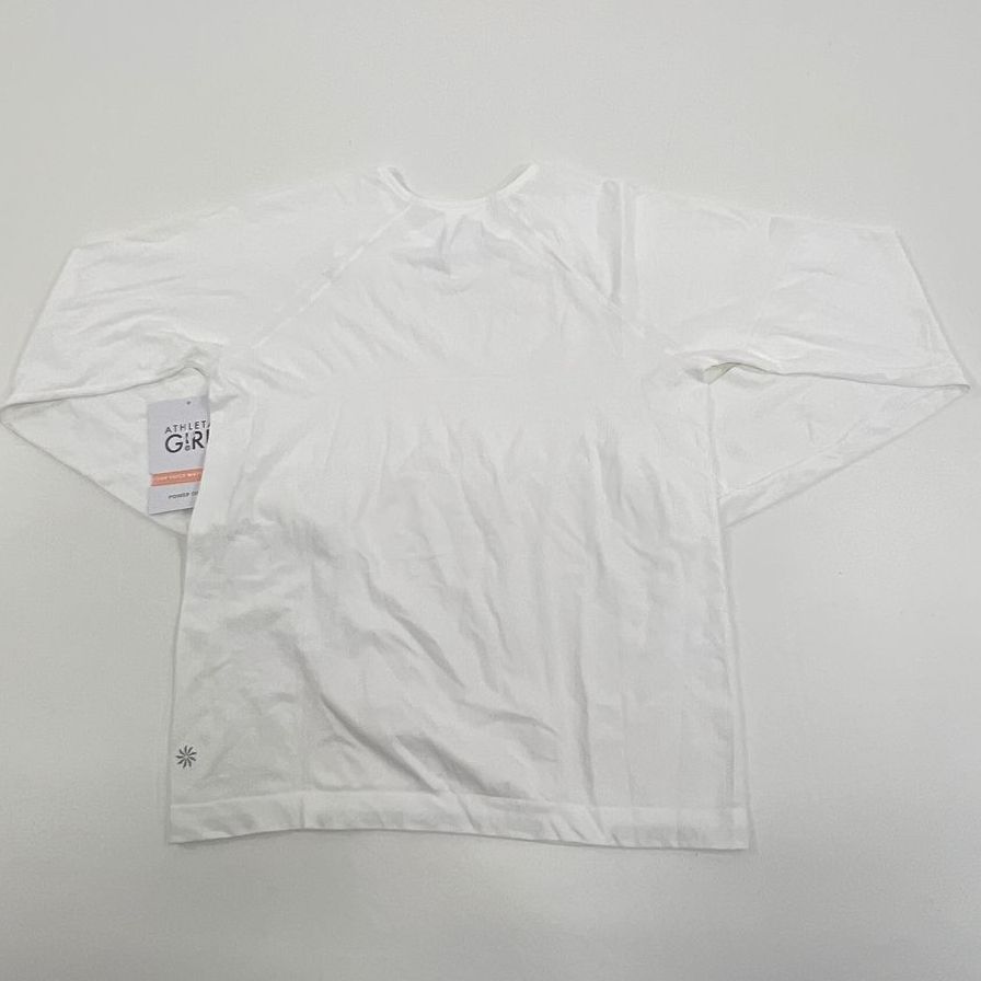 NWT Girl's Juniors Athleta Girl White Long Sleeve Active Wear Top - Size XL