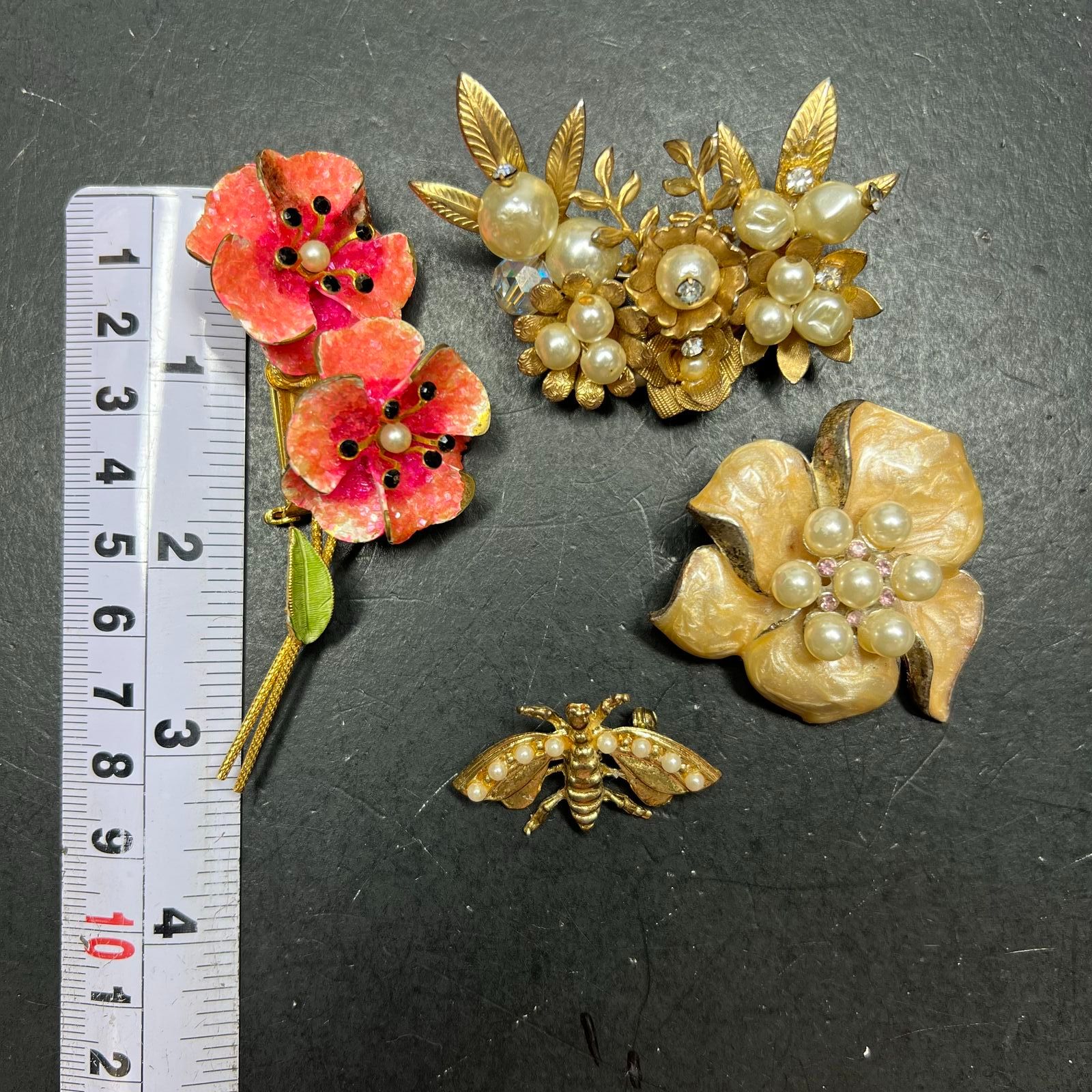 Lot of 4 Gold Tone Floral Brooches Faux Pearl Beaded Gold Tone Flower Bee