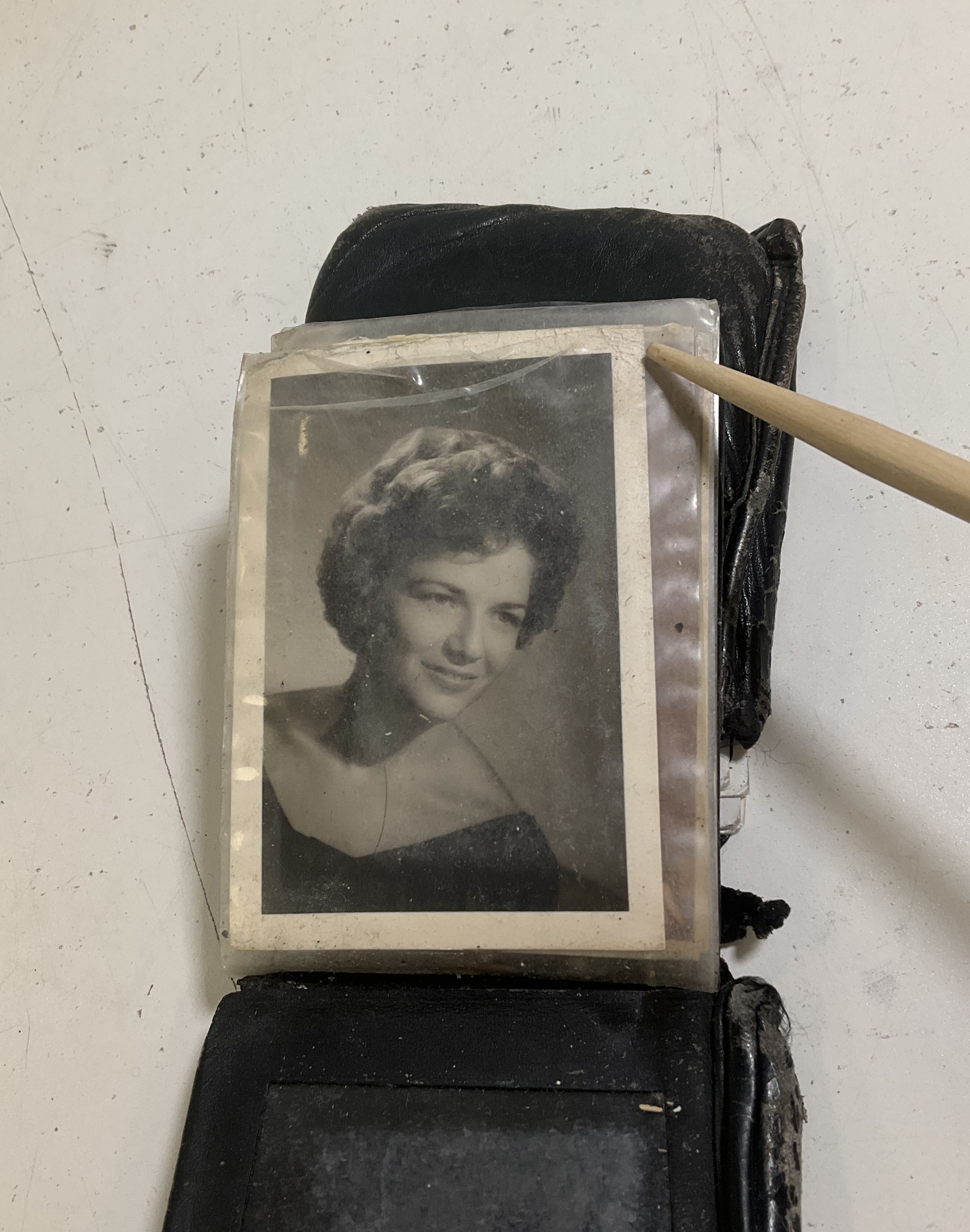 Vintage Ephemera Lot Found Photos in Wallet 1940s-1990s Vernacular Photography