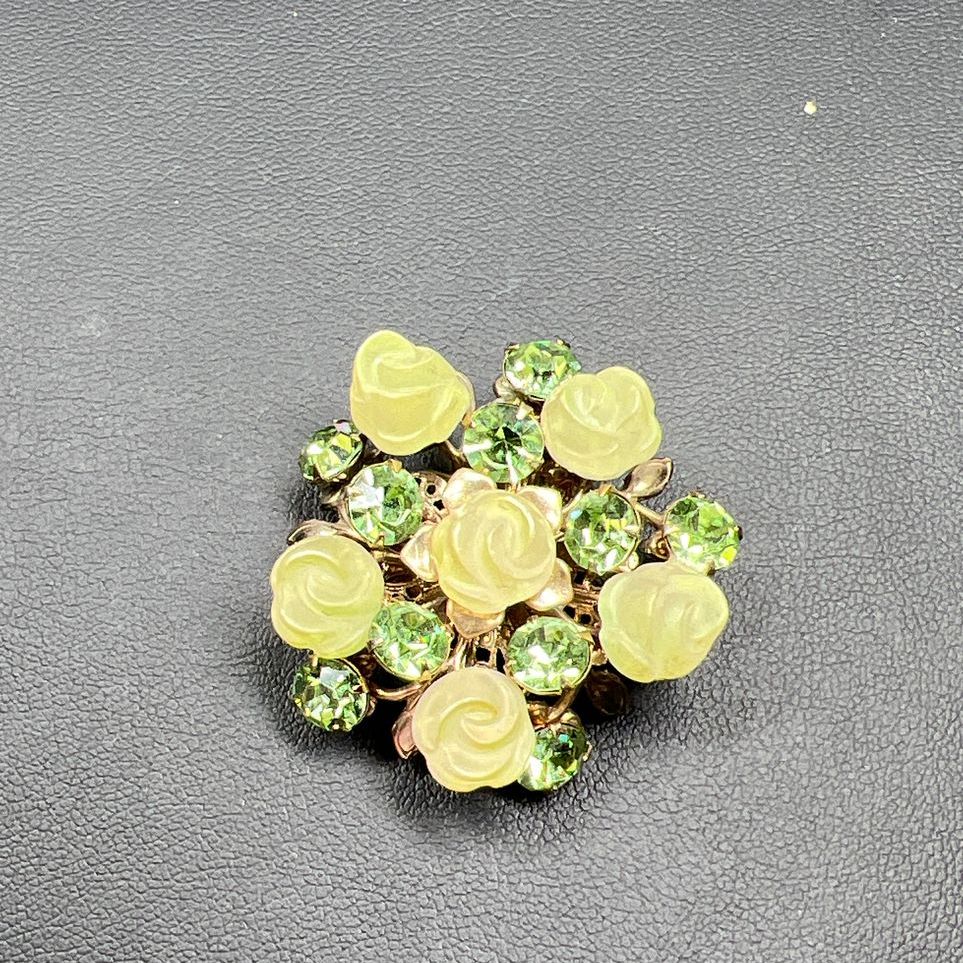 Vintage Style Green Frosty Rose & Rhinestone Gold Tone Spring Brooch
