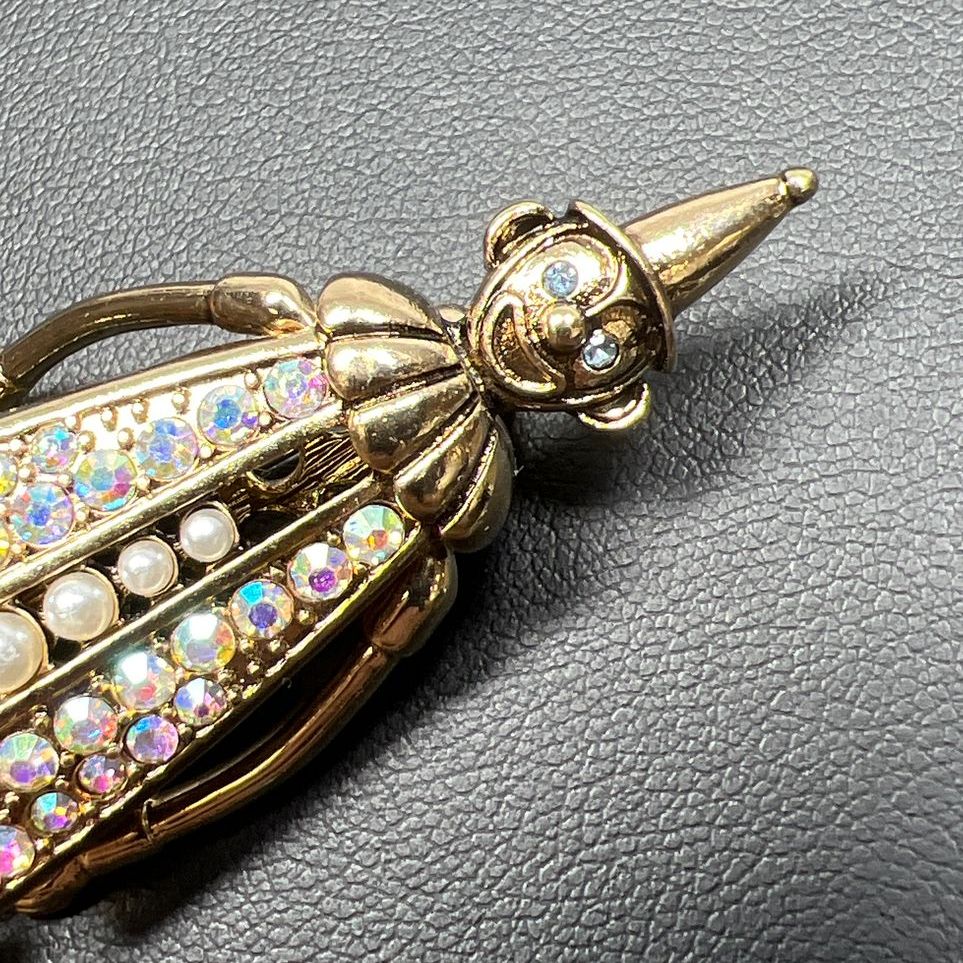 Jointed Clown Rhinestone Faux Pearl Gold Tone Brooch
