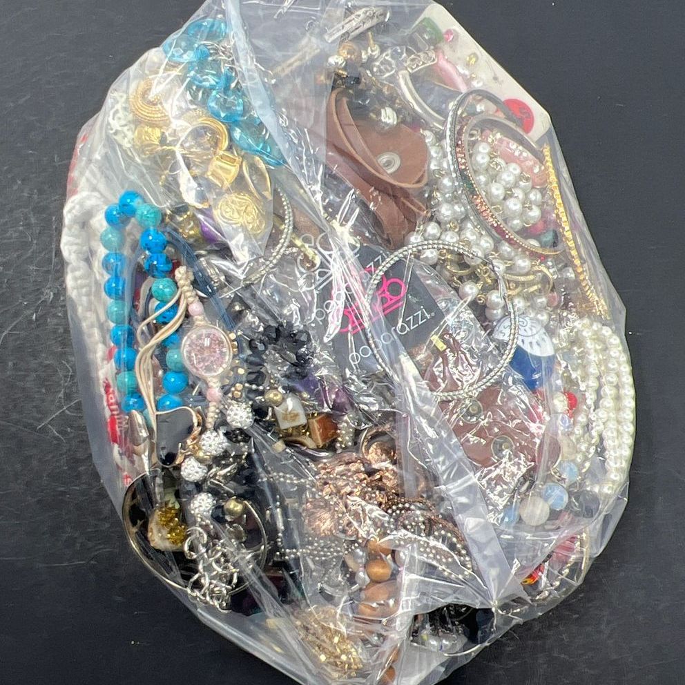 5 LB Wearable Costume Jewelry Mix Grabbag