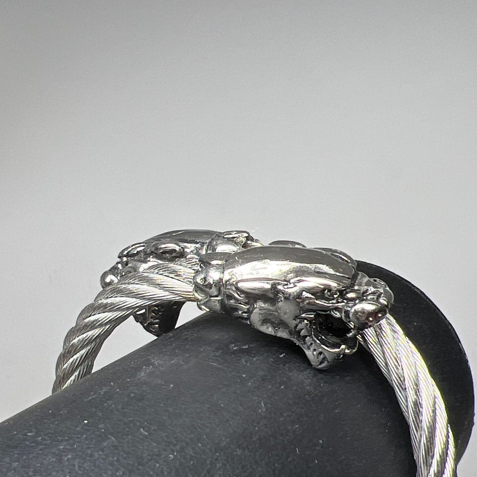 Big Cat Head Silver Tone Wrap Bracelet