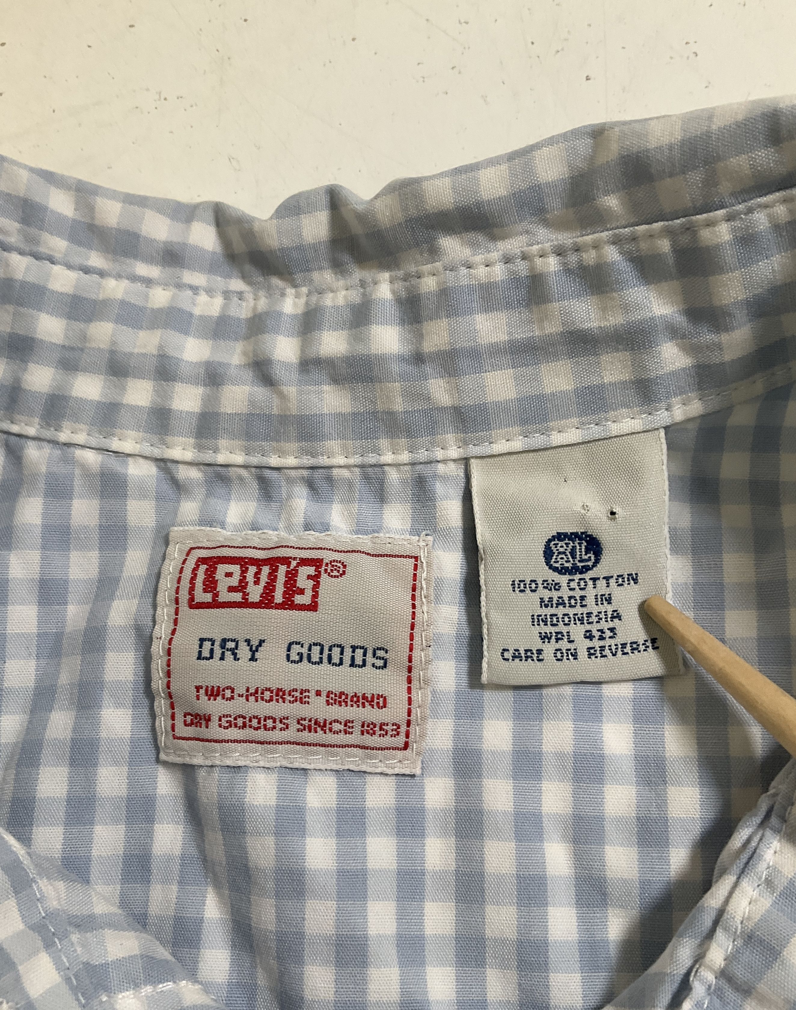 Vintage 90s Levi's Dry Goods Women's Gingham Sleeveless Button Up Shirt XL
