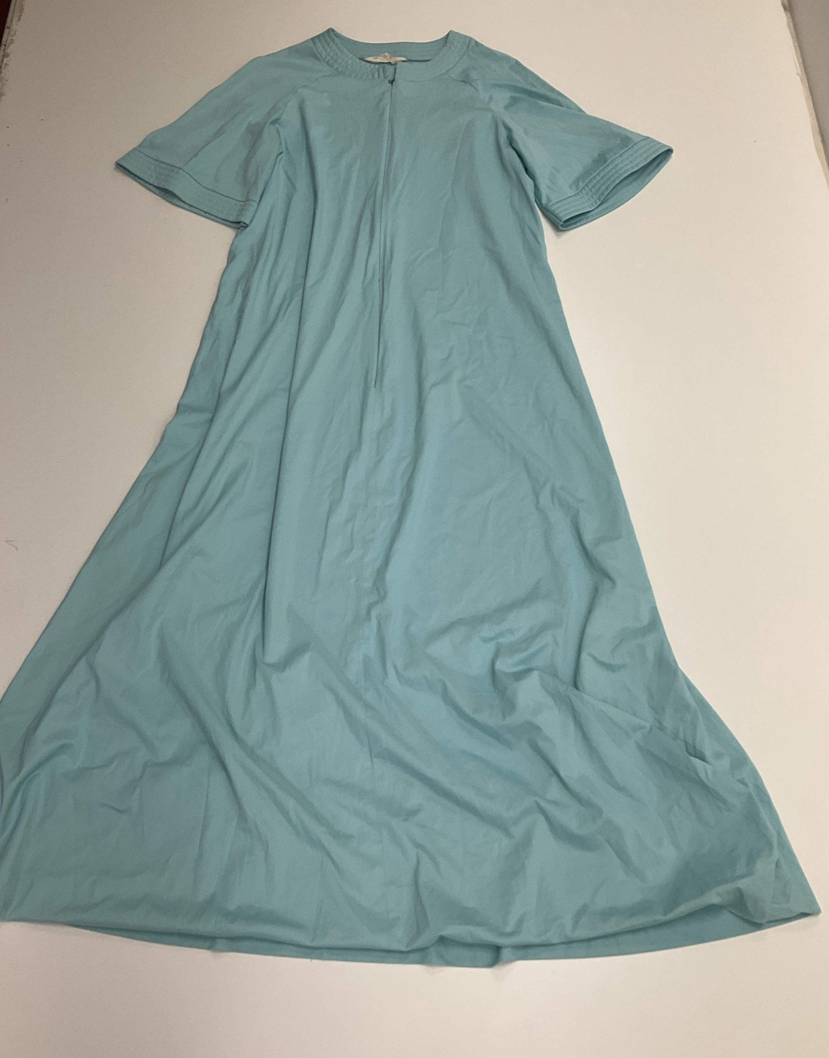 Vanity Fair Blue Gray Semi Sheer Loungewear Robes Set of 2 Size Small Vintage