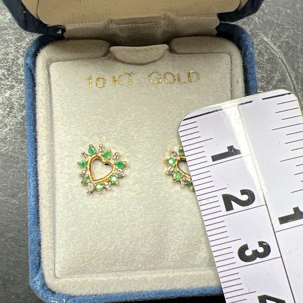 10K Yellow Gold Emerald & Diamond Heart Earrings NIB 1.44g