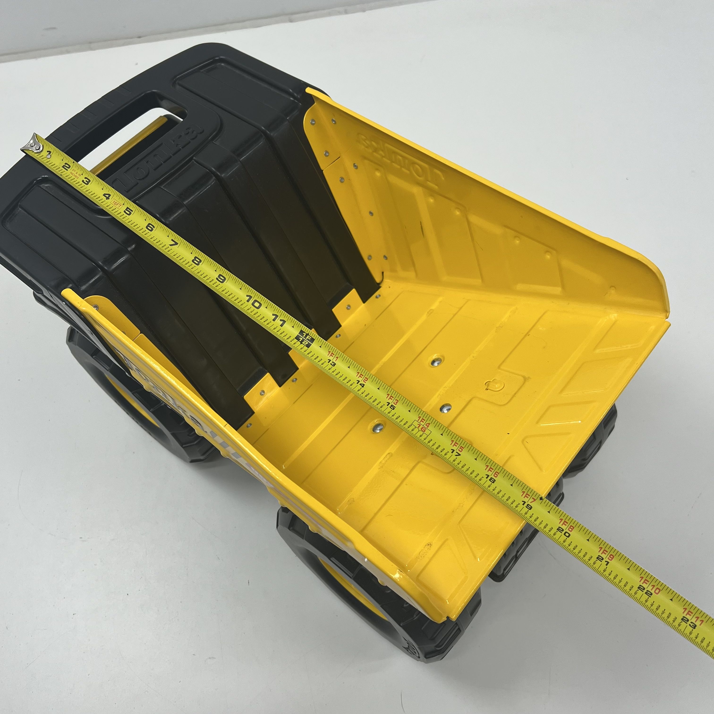 Tonka 952 Steel Classic Mighty Dump Truck 2020 Yellow Black Steel Sturdy Plastic