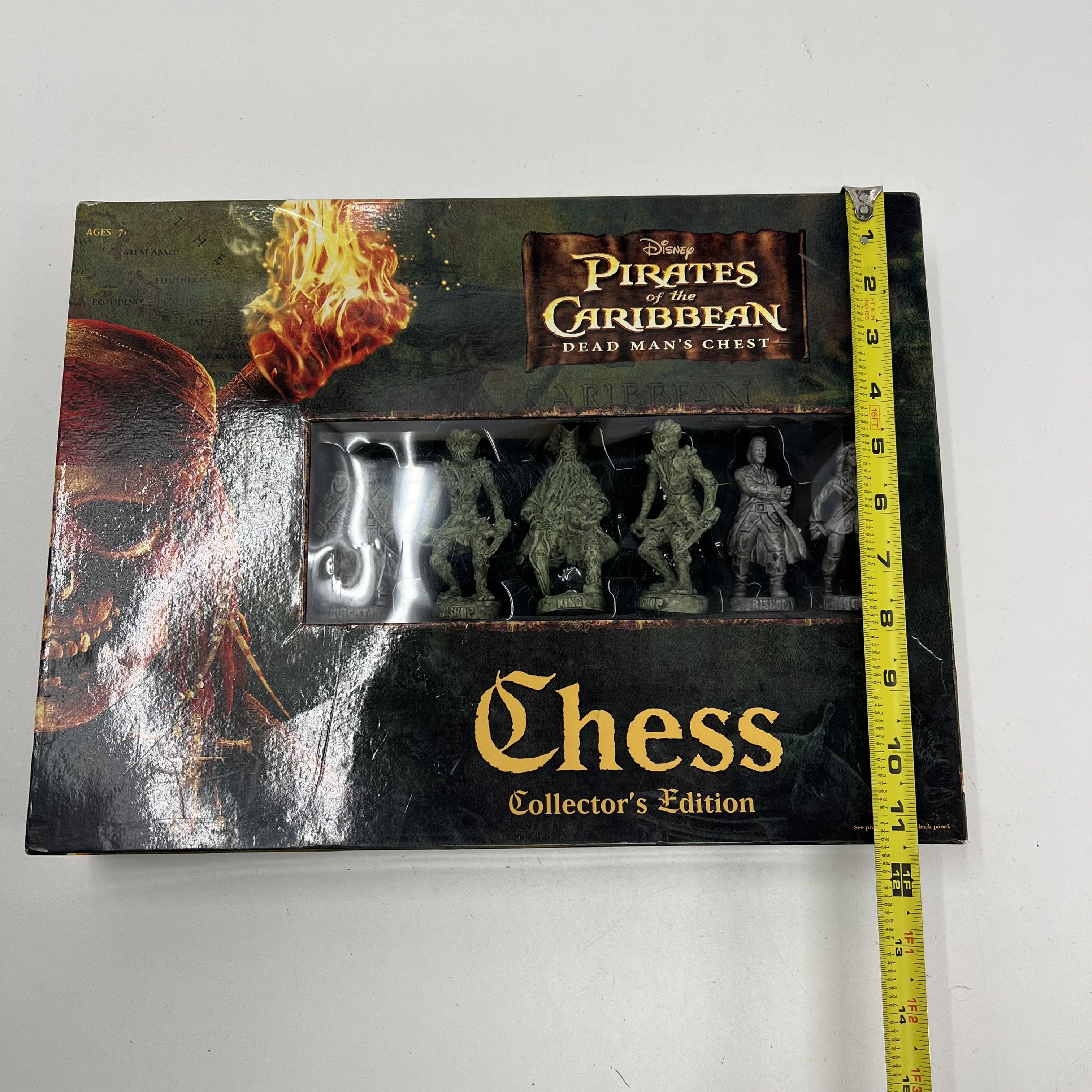 2006 Disney Pirates of the Caribbean Dead Man's Chest Chess Collector's Edition