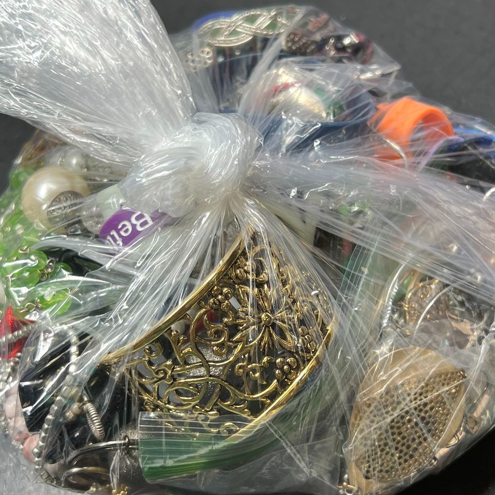5 Lbs Costume Jewelry Grab Bag As Is