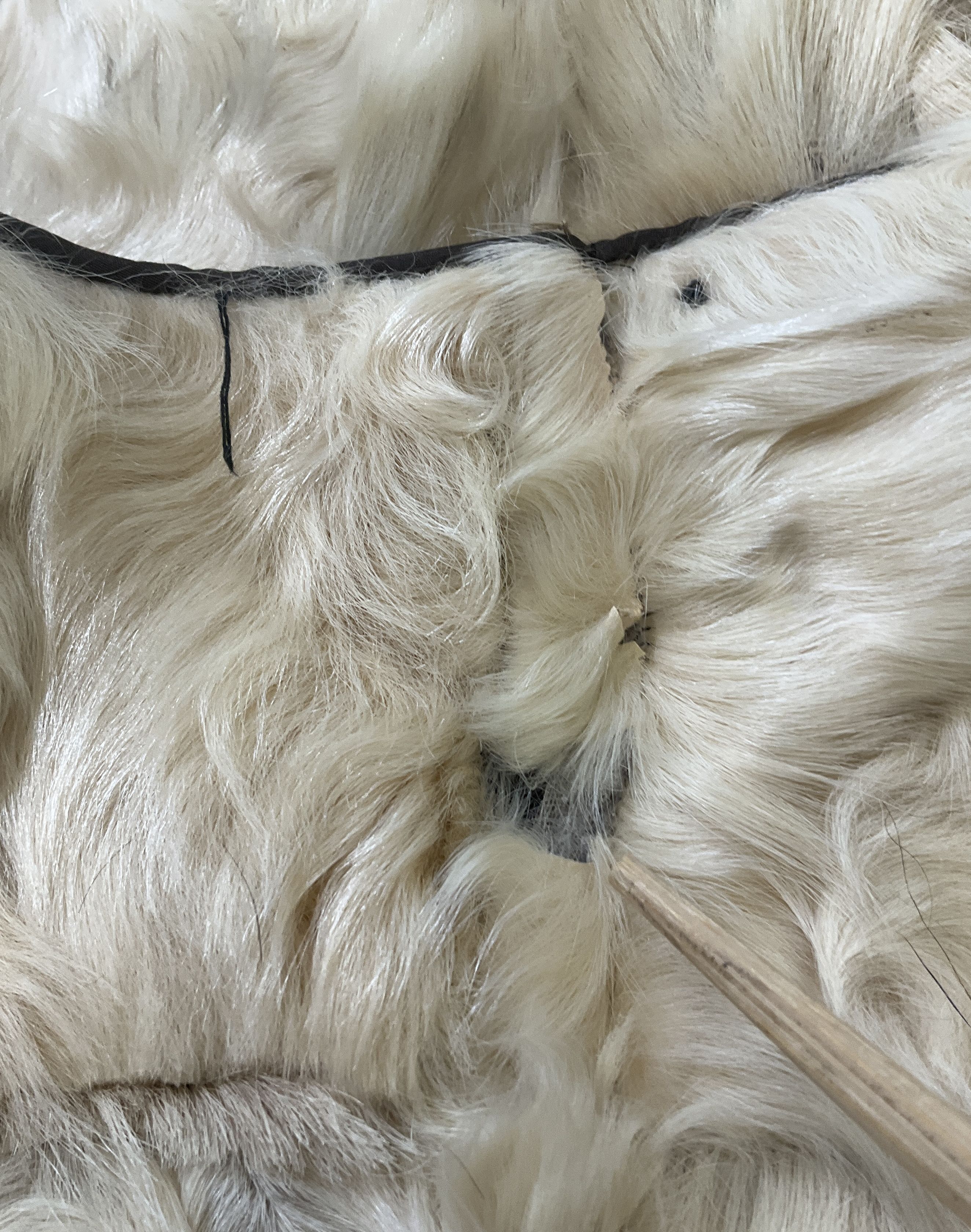 Vintage 60s 70s Cream Shaggy Wavy Goat Fur Vest Boho Hippie Unisex Size Medium