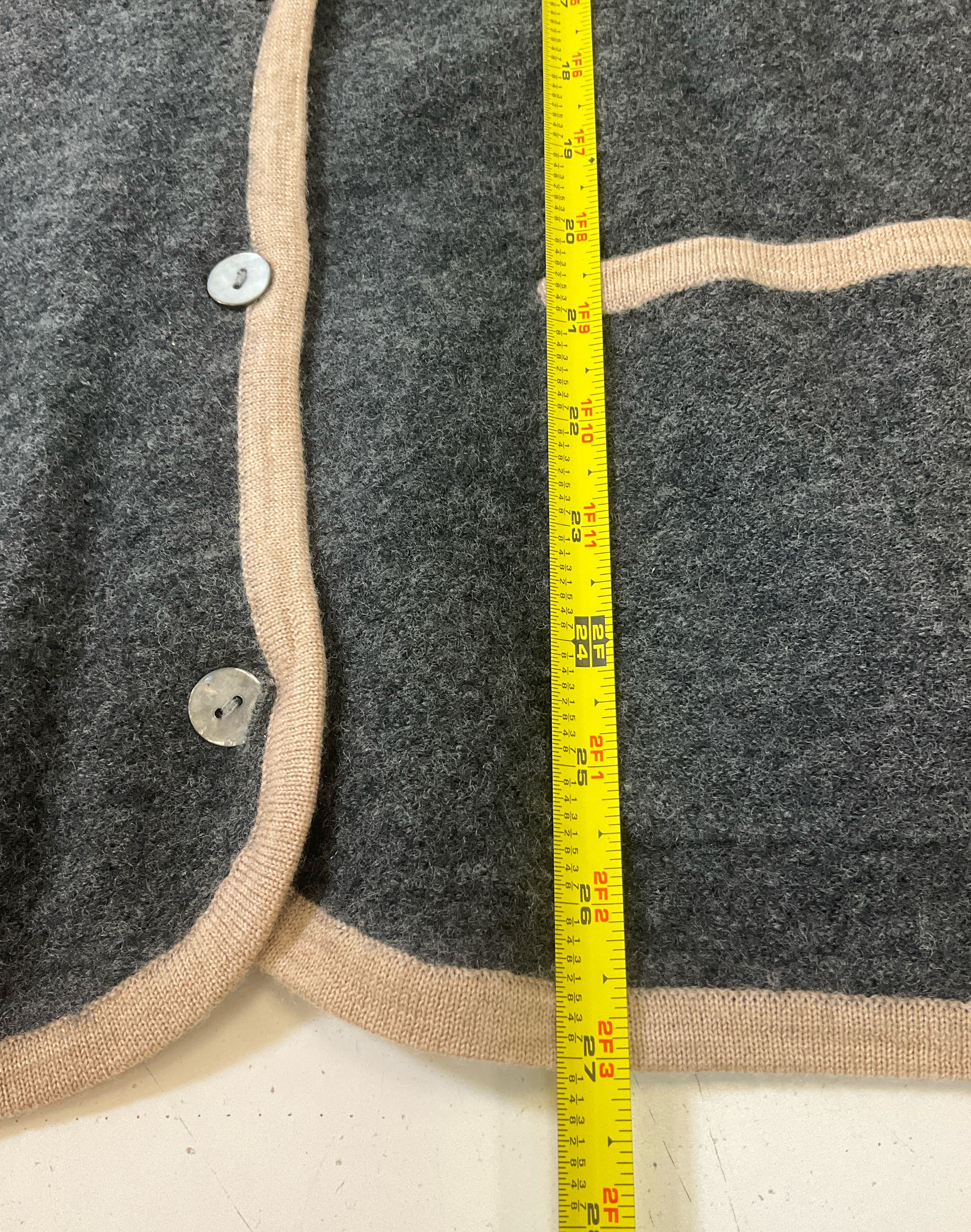 Pendleton Women's Gray Wool Cardigan Sweater Beige Trim Size L Vintage 90s READ