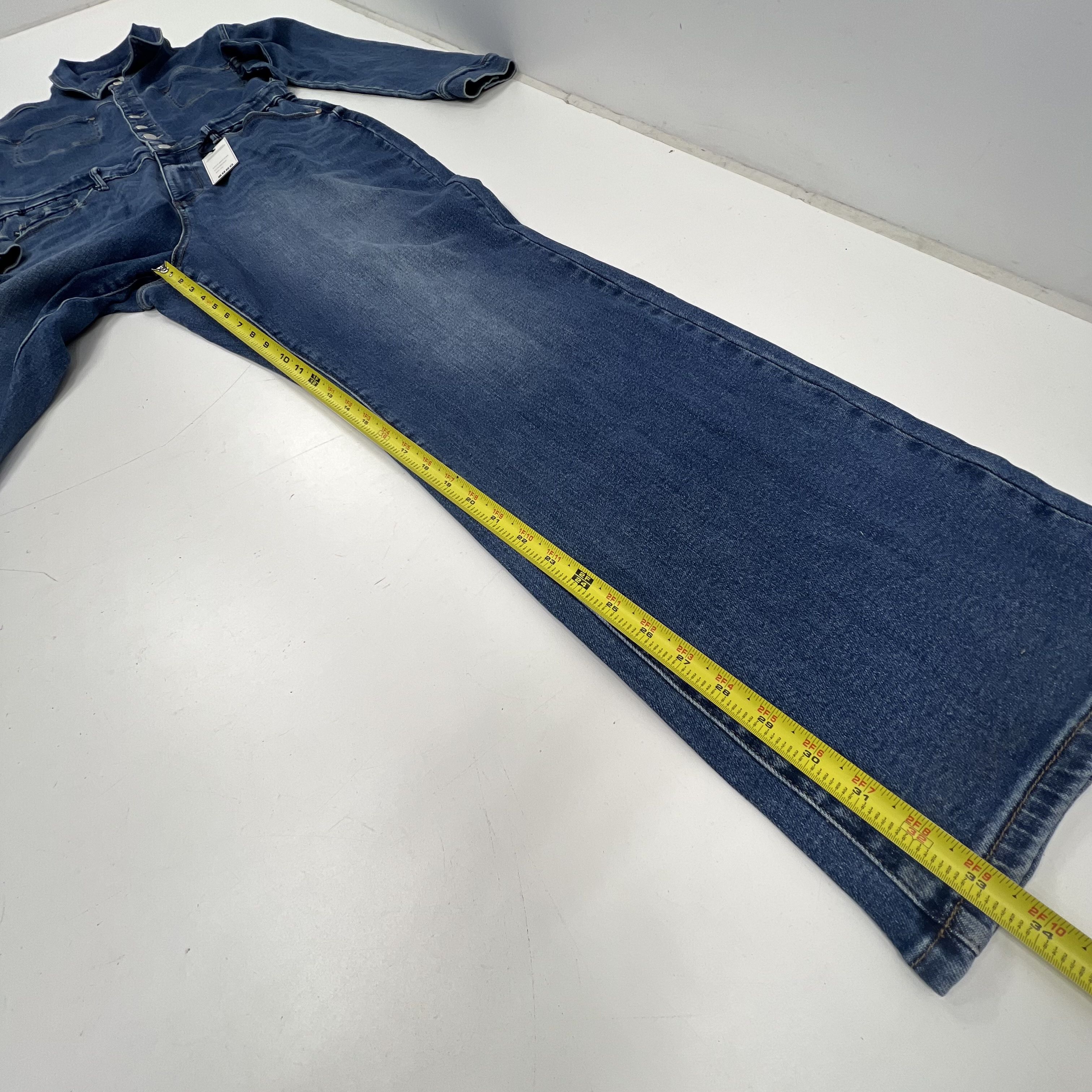 Judy Blue Med Wash Blue Denim Flare Leg Long Sleeve Jumpsuit Womens 2XL NWT