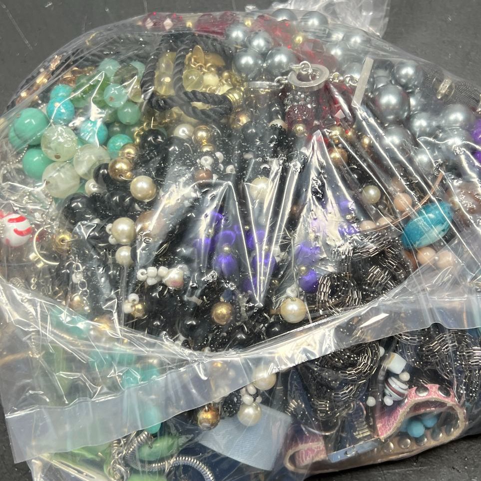 5 Lbs Costume Jewelry Grab Bag