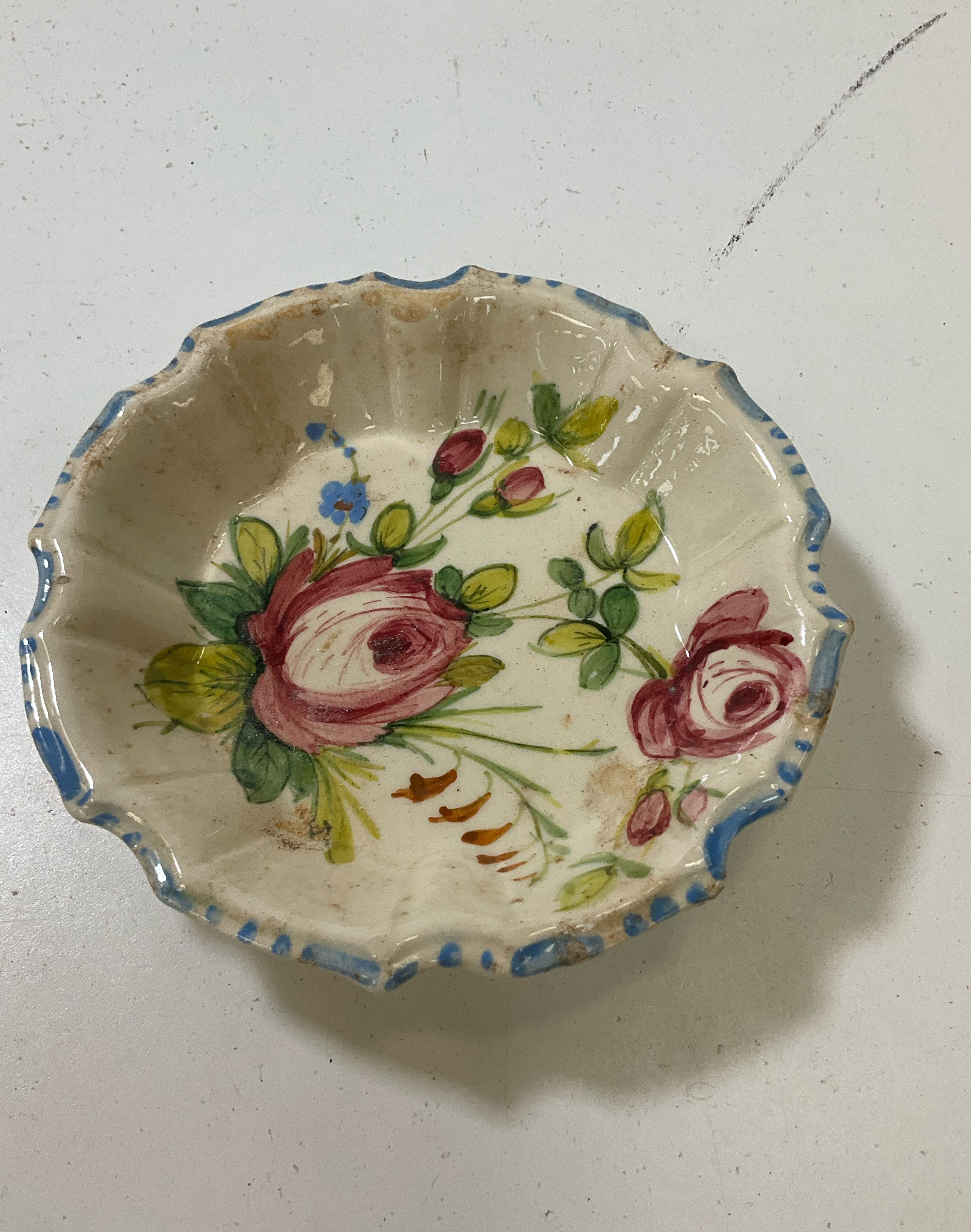 4 Vintage Majolica Nove Rose Italian Renaissance Revival Berry Dessert Bowls