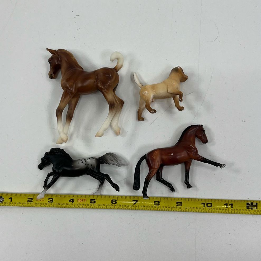 Collectible Breyer Miniature Plastic Brown Horses & Dog Toys Lot