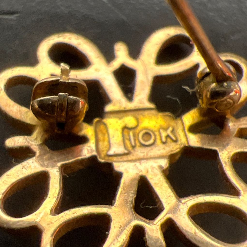 10K Yellow Gold Filigree Pearl Pin 1.55g
