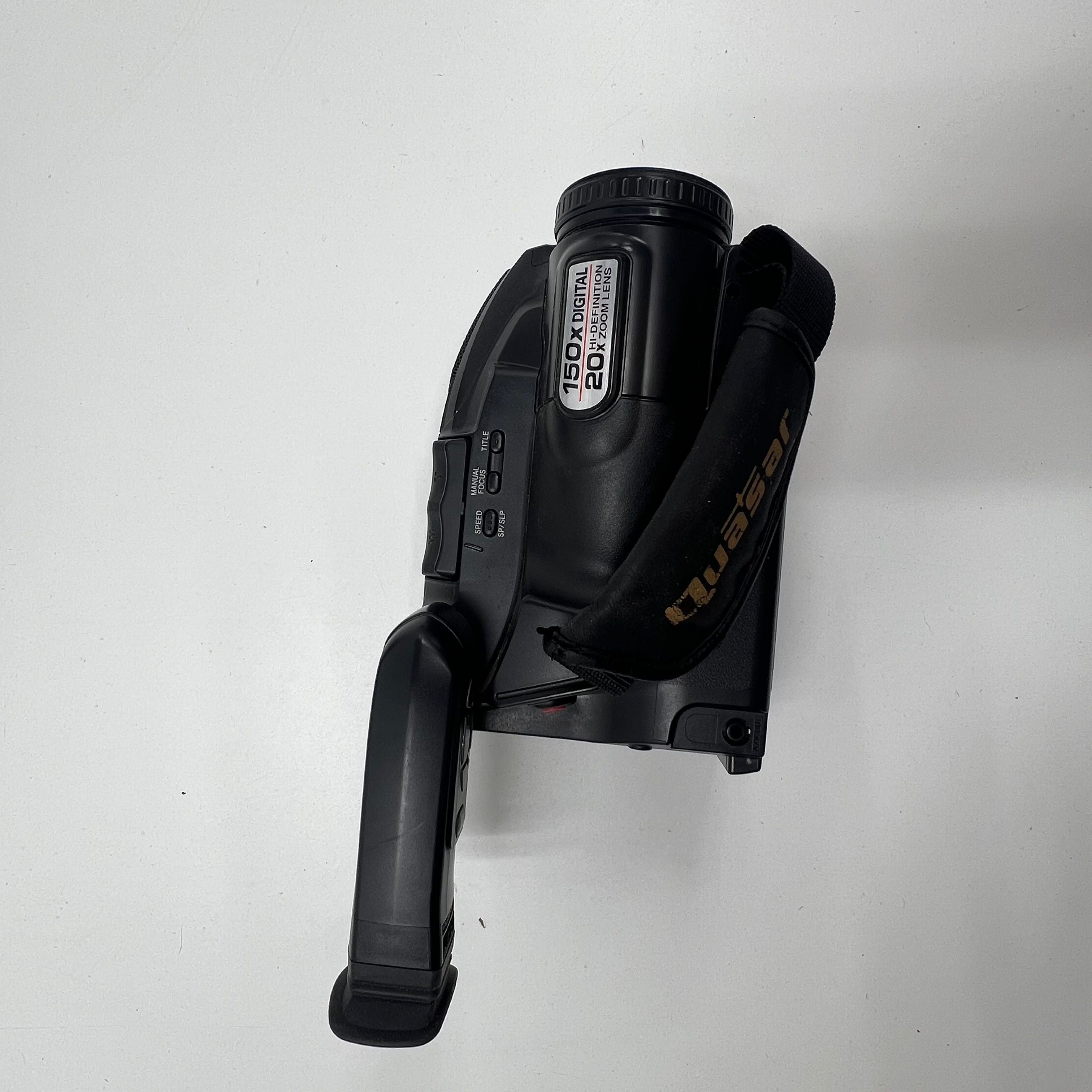Quasar Palmcorder VM-D51 AccessoriesCharger Manual Case Working