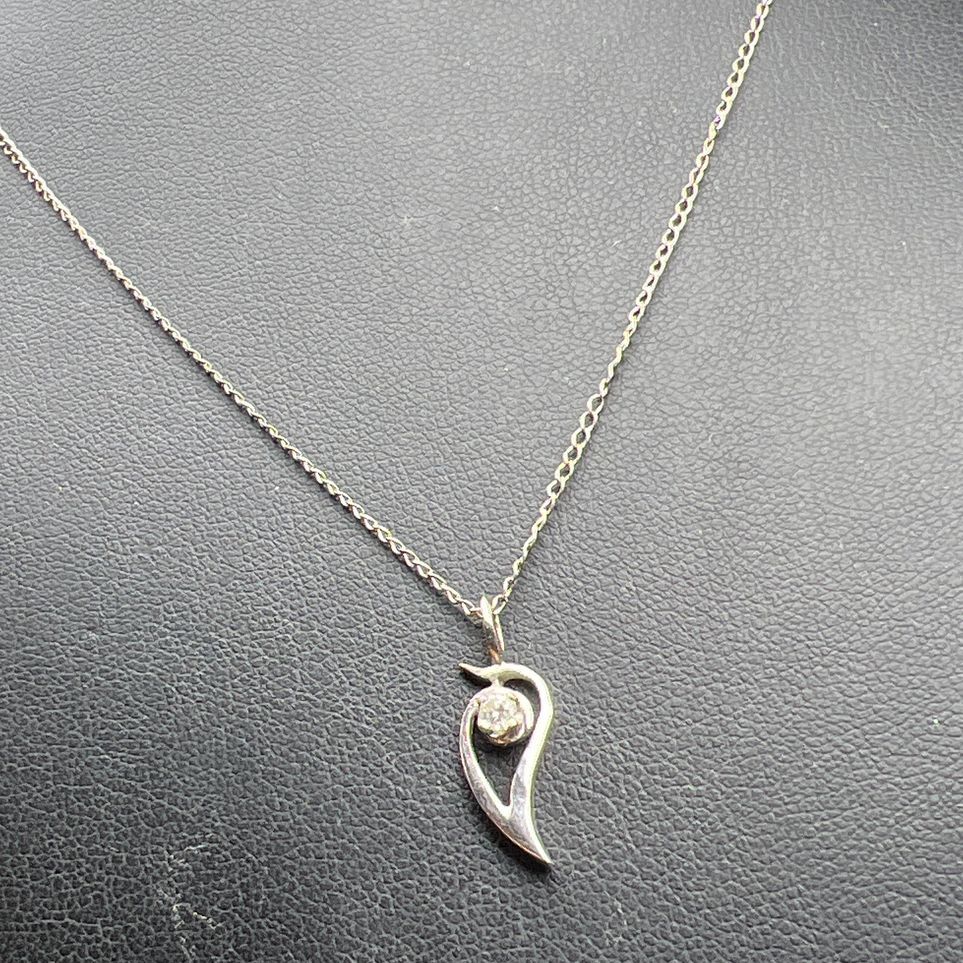14K White Gold Diamond Pendant on Sterling Silver Chain Necklace 1.48g