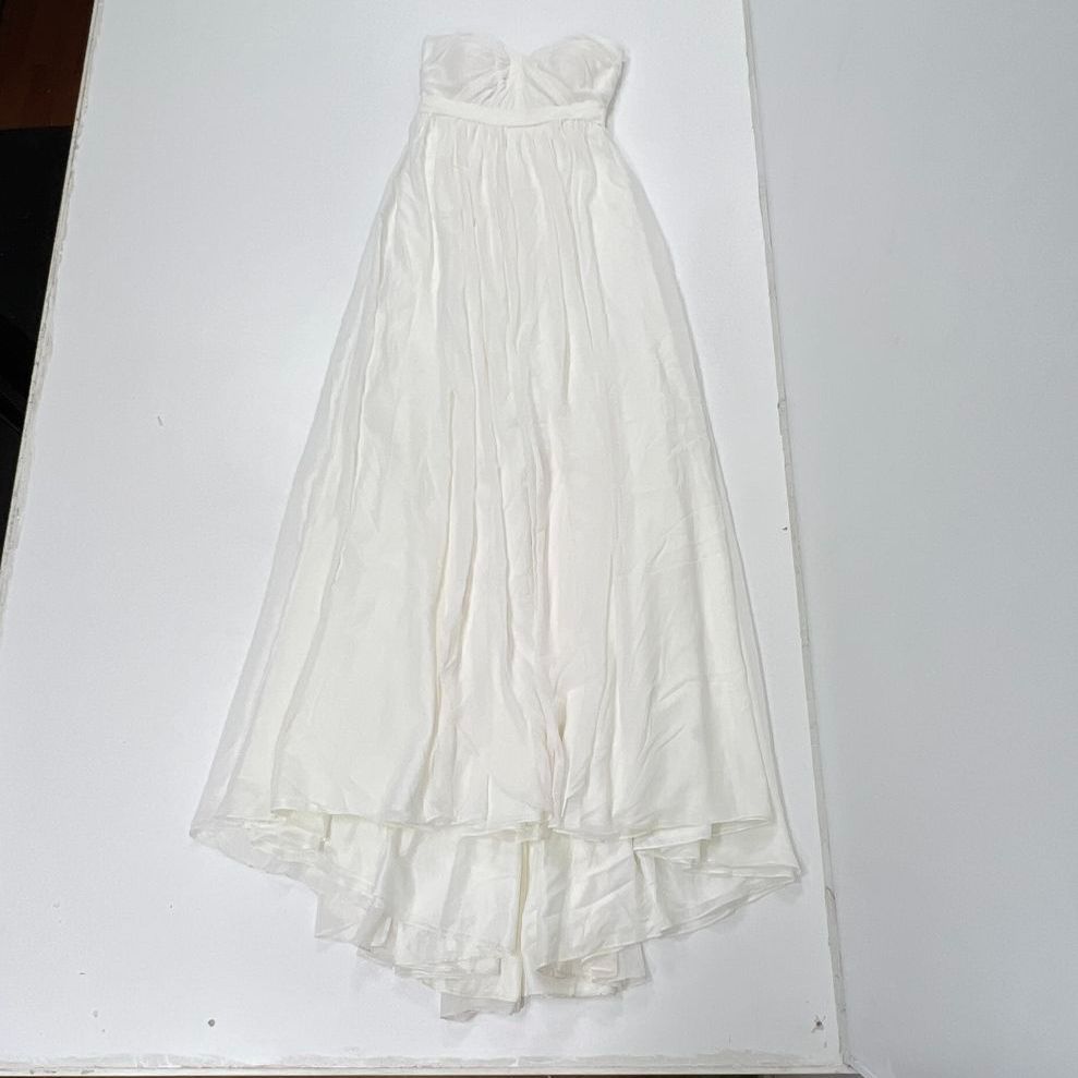 Women's Jenny Yoo White Sleeveless Wedding Dress Layered Look Short Train Size 8