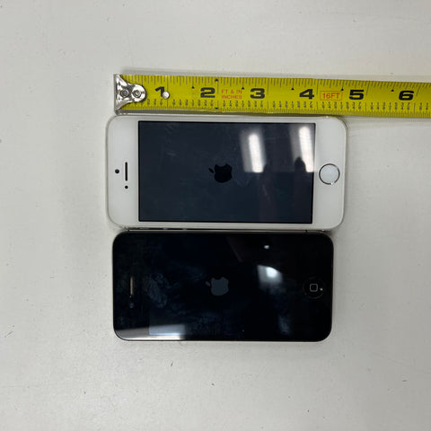 Apple iPhone 5S A1453 & iPhone 4S A1387 Smartphone Lot of 2