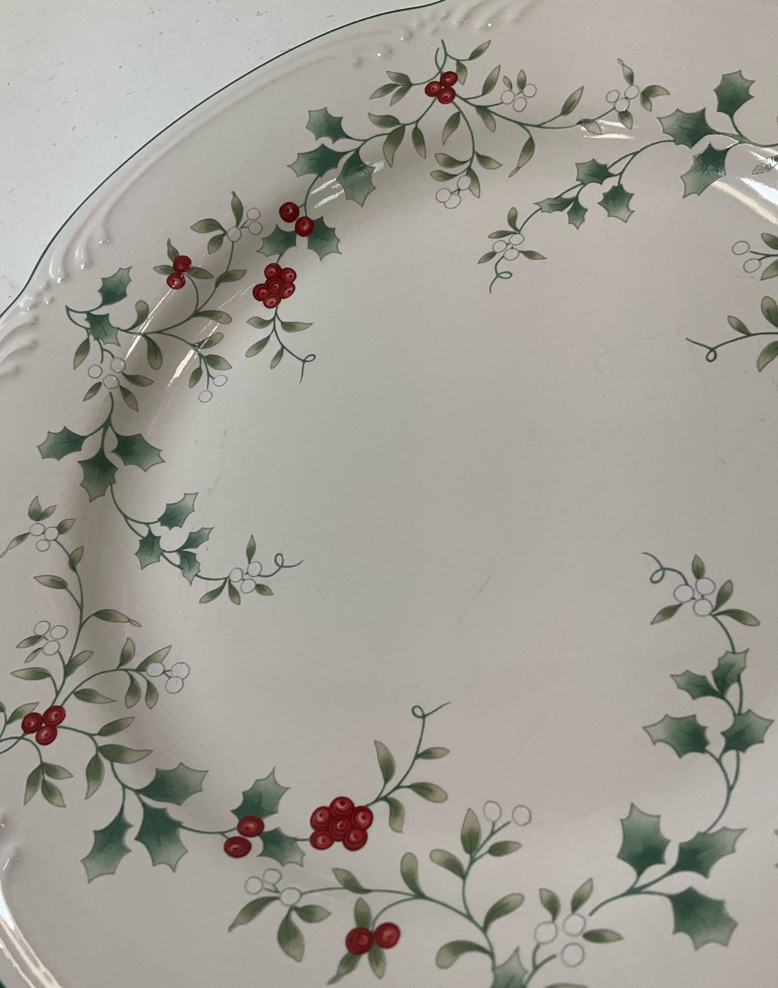 Pfaltzgraff Winterberry 12 Piece Buffet Complete Set In Box Plates Bowls & C/S