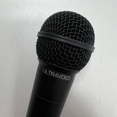 Behringer ULTRAVOICE XM8500 Dynamic Vocal Microphone Cardioid XLR w/ Case