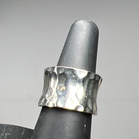 925 Sterling Silver Hammered Ring Size 7 10.52g