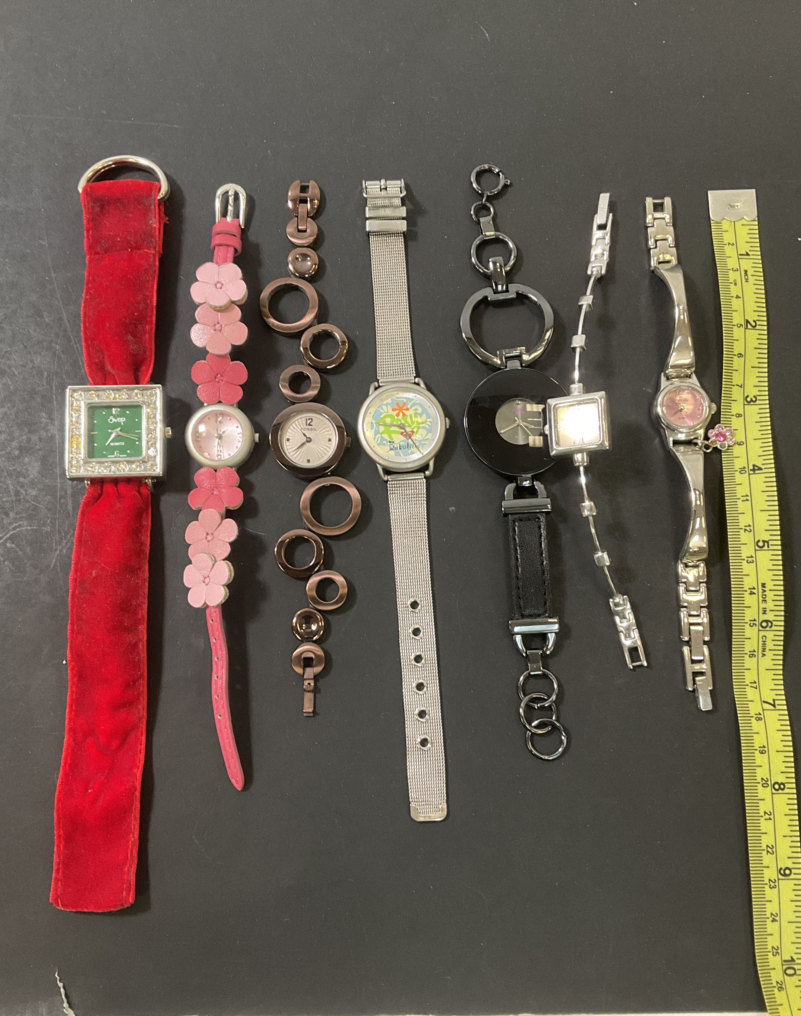 Lot of Seven Mixed Womens Watches Y2K Style Roxy Fossil Others UNTESTED