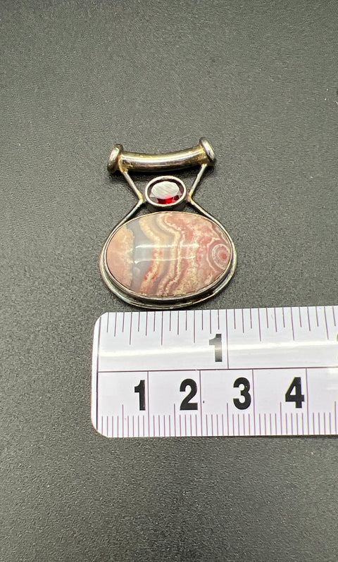 Sajen Signed 925 Sterling Silver Banded Agate Gemstone Pendant 1.5"