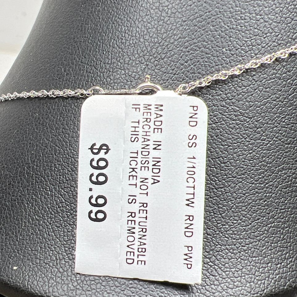 925 Sterling Silver Diamond Accent Pendant Necklace 2.13g NWT