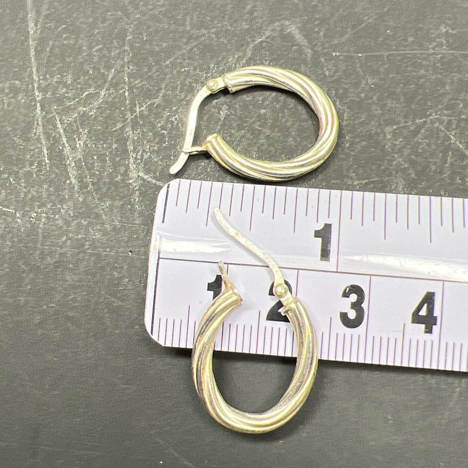 925 Sterling Silver Oblong Twist Hoop Earrings