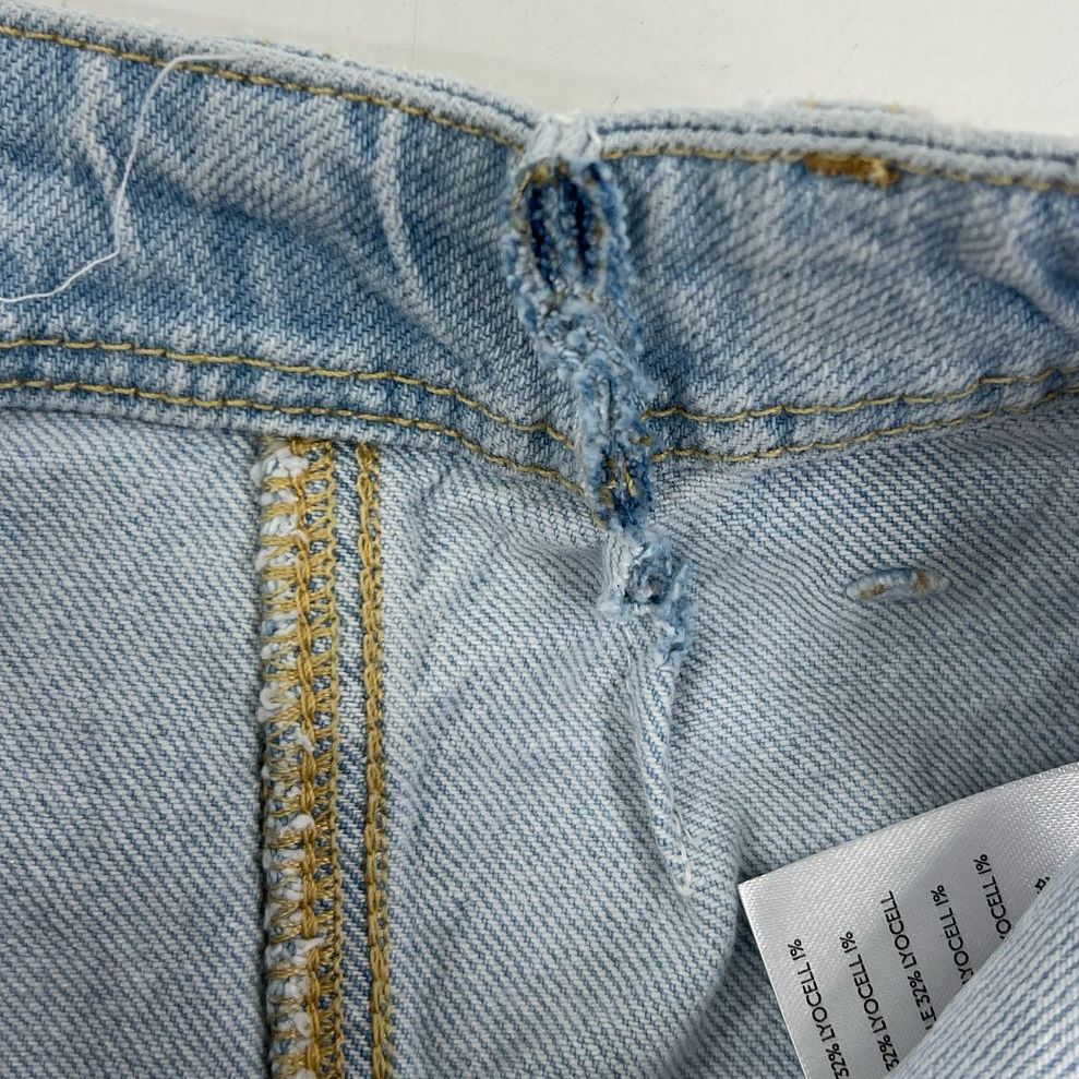Women's Free People Light Wash Bellbottom Flare Denim Jeans - Size 29 *READ*