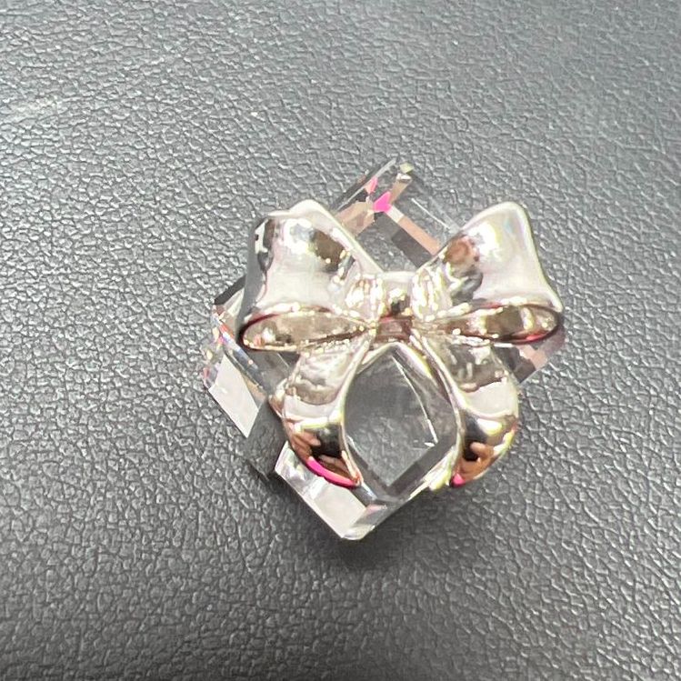 Swarovski Crystal Gift Box Present Pendant IOB