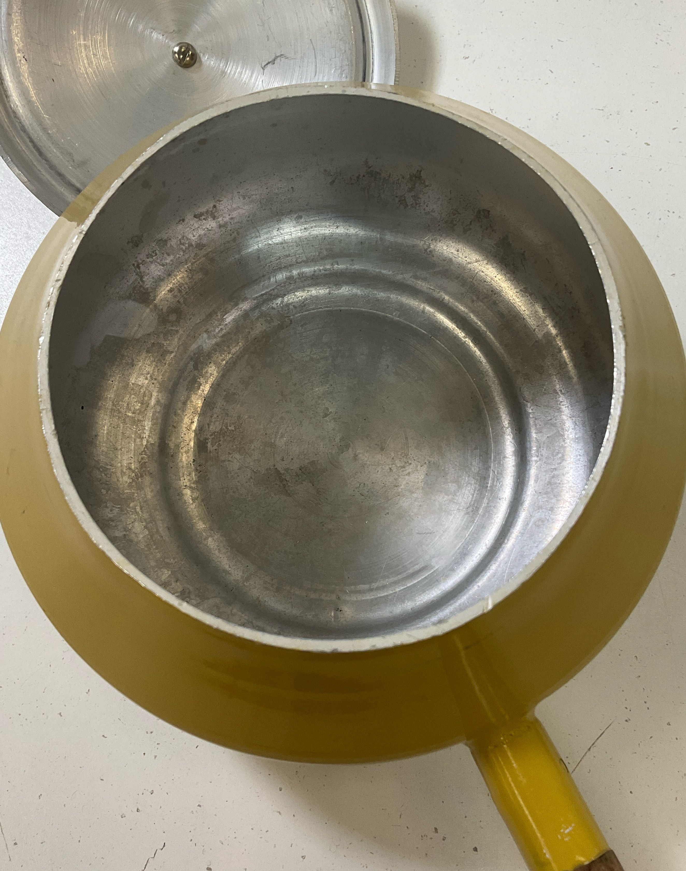 Vintage MCM Gold Enamel Fondue Pot White Flowers Imperial Japan + Fondue Forks