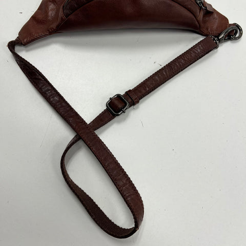 Genicci Brown Leather Fanny Pack Belt Bag Crossbody Gunmetal Hardware