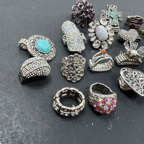 Lot of 23 Costume Jewelry Stretch Rings Rhinestone Faux Turquoise Heart Flower