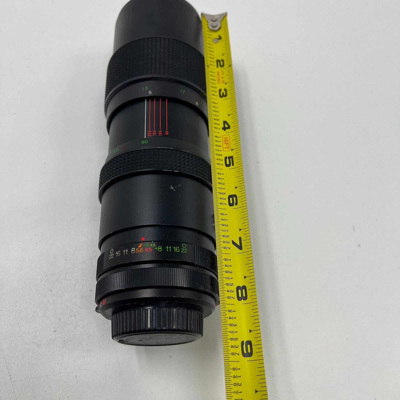 Vivitar Autozoom 90-320MM No. 37514496 Camera Lens in Case Made in Japan