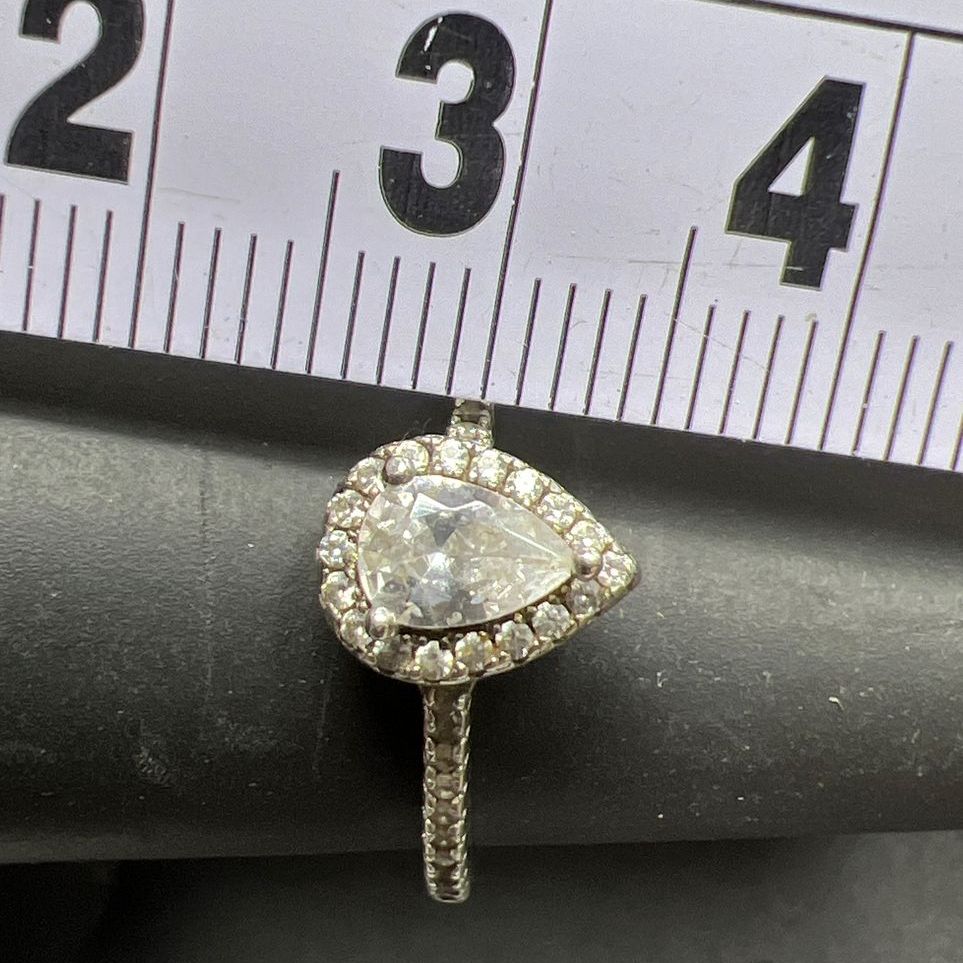 Vivamacity Sterling Silver Drop Rhinestone Ring Size 6 IOB