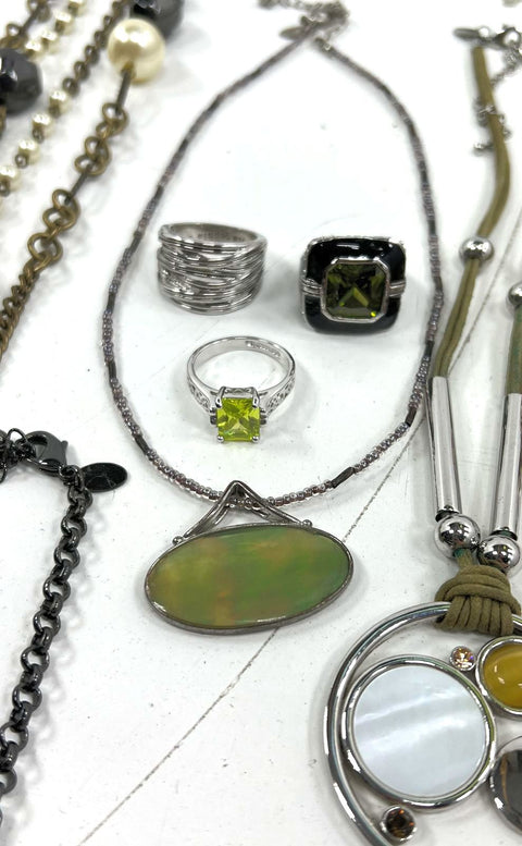 Vintage Lia Sophia & Mixed Costume Jewelry Lot Necklaces Bracelets Earrings