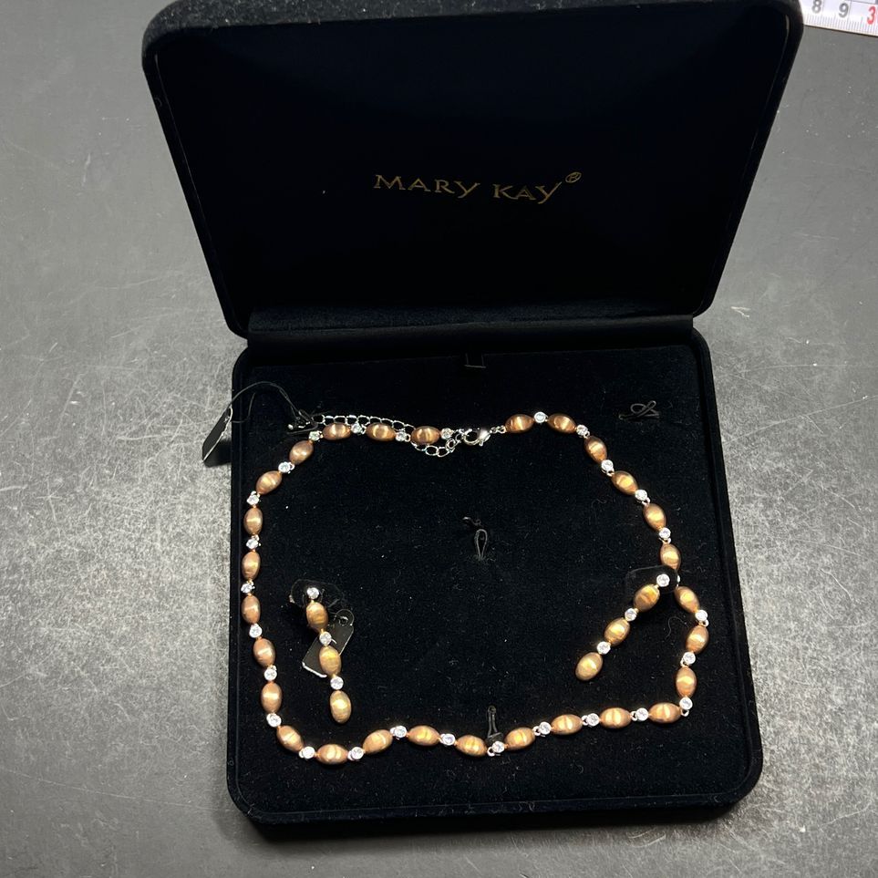 Gold Plate Rhinestone Earrings and Necklace Set