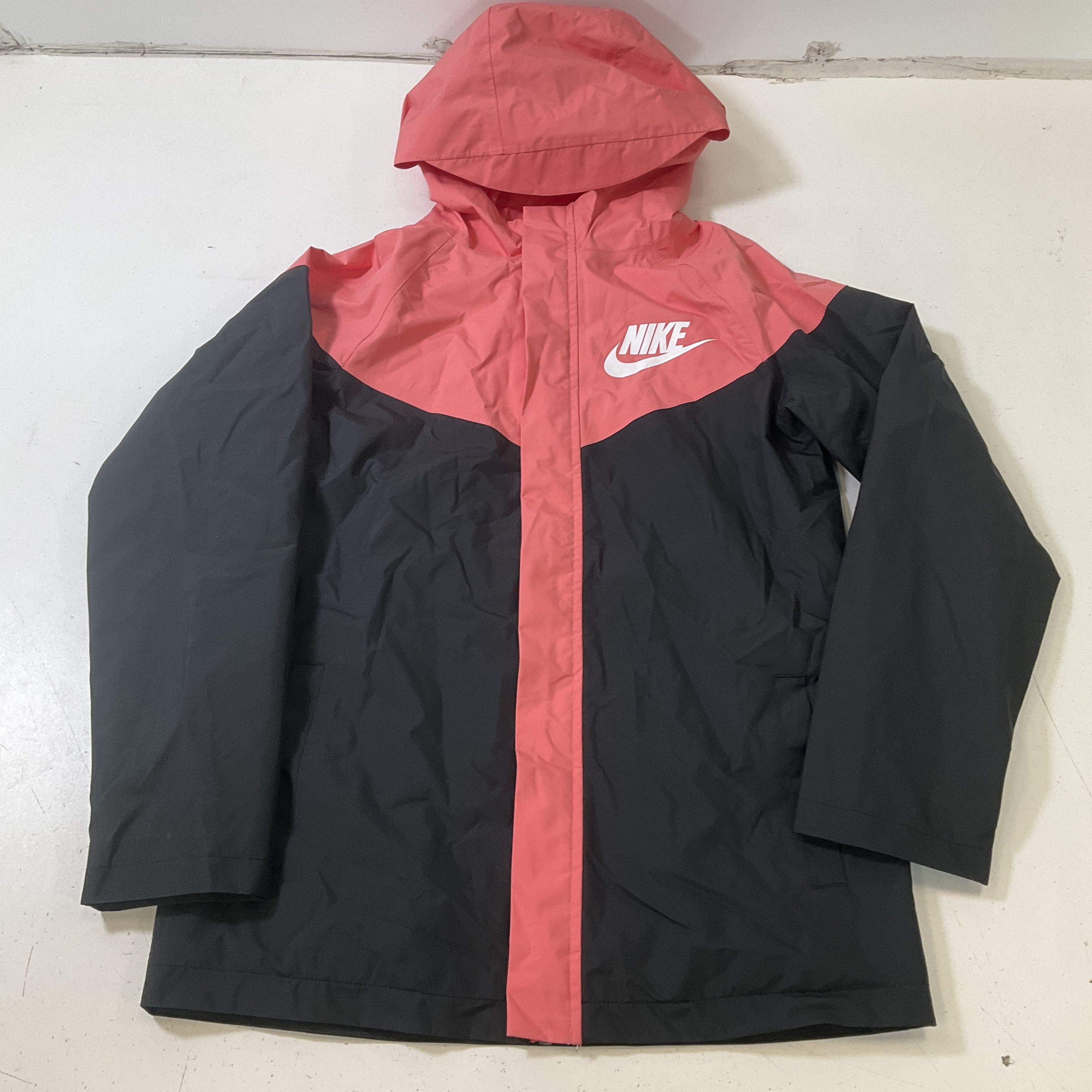 NIKE Boy's Salmon Black Hooded Windrunner Jacket Windbreaker NWT SAMPLE Size M