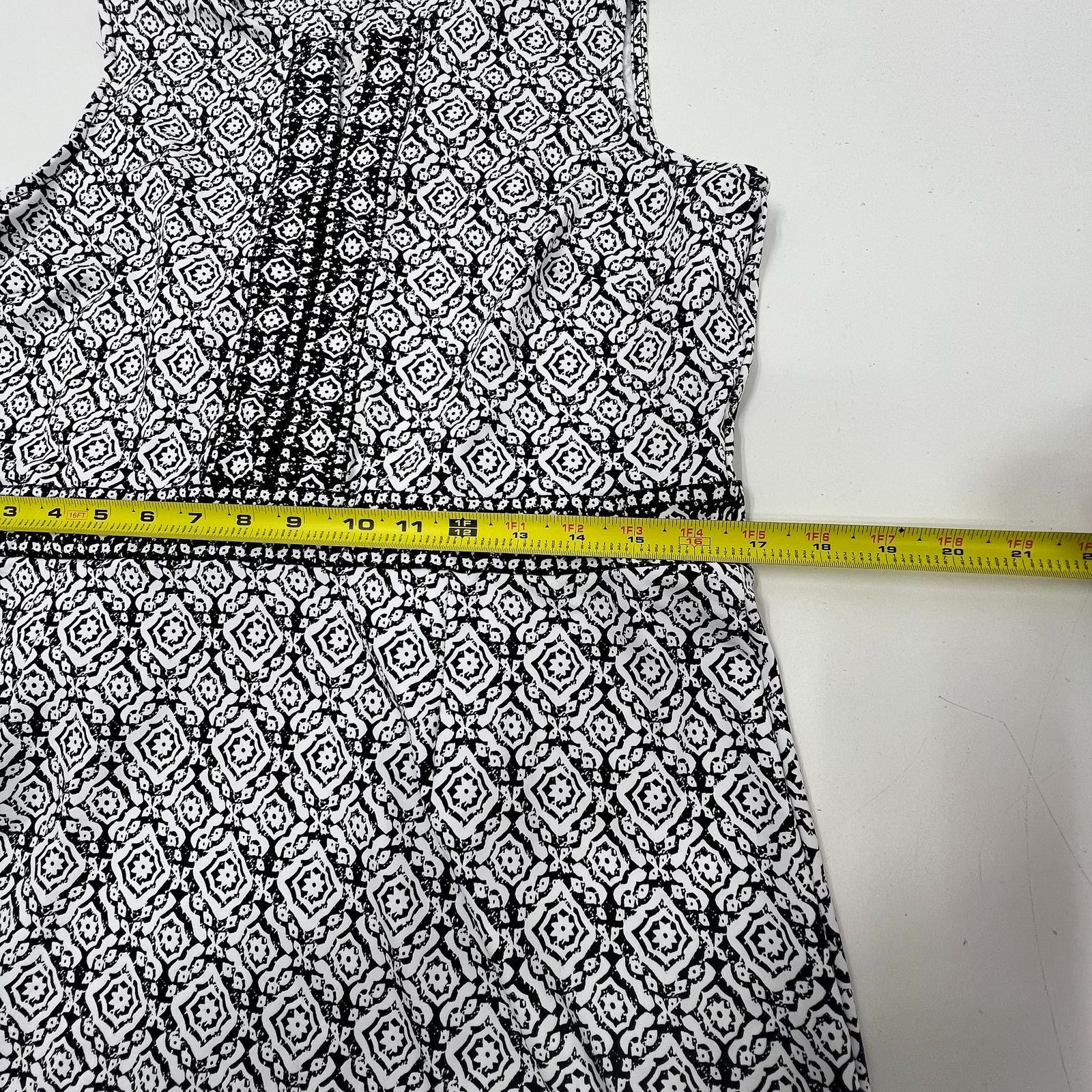Talbots Geometric Medallion Knit Sheath Dress Black White Womens PL NWT