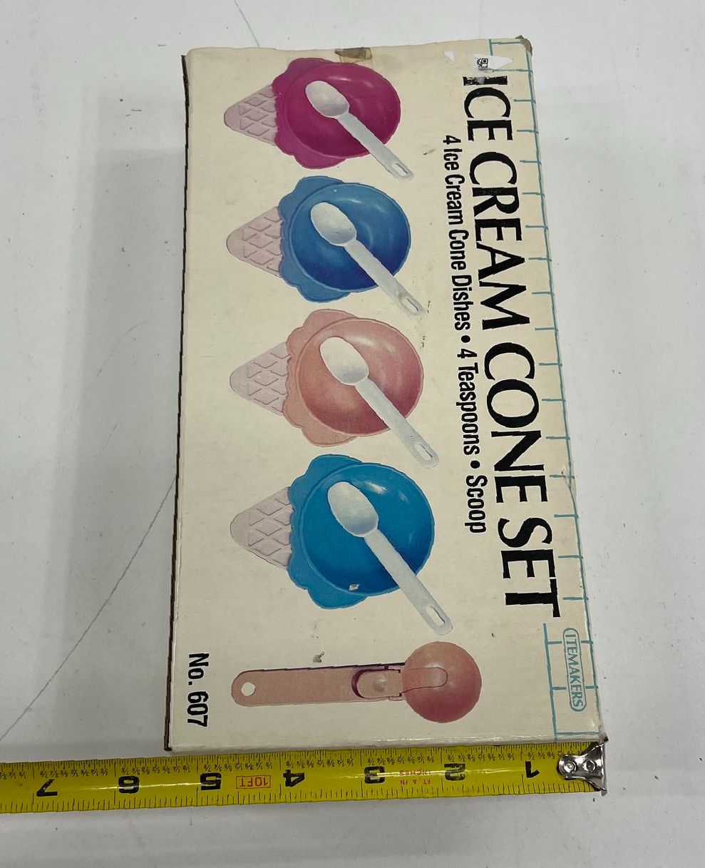 Vintage 1986 Itemakers Ice Cream Cone Bowl Set of 4 Retro 80s Kitchen Taiwan