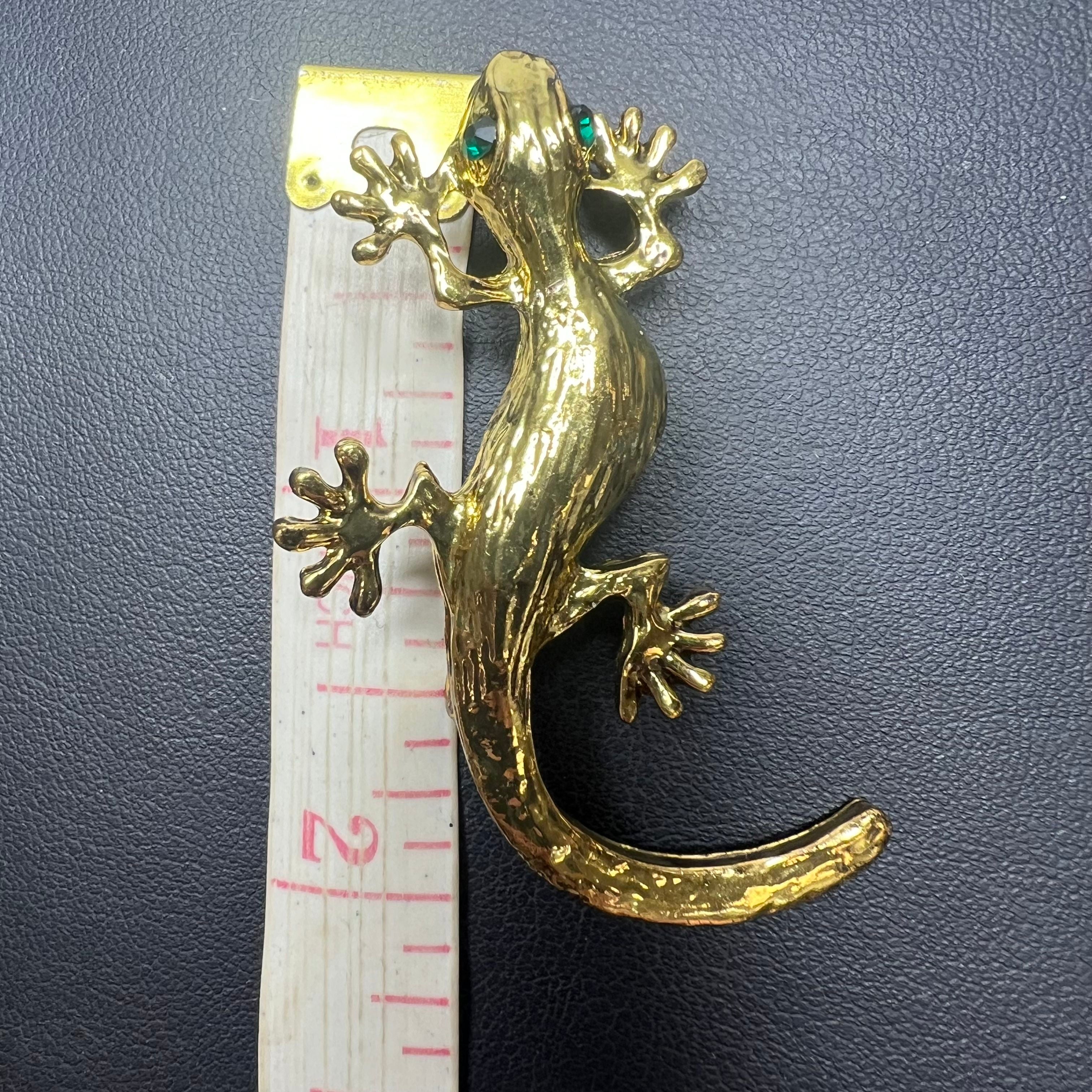 Vintage Gold Tone Lizard Brooch with Green Eyes 2"