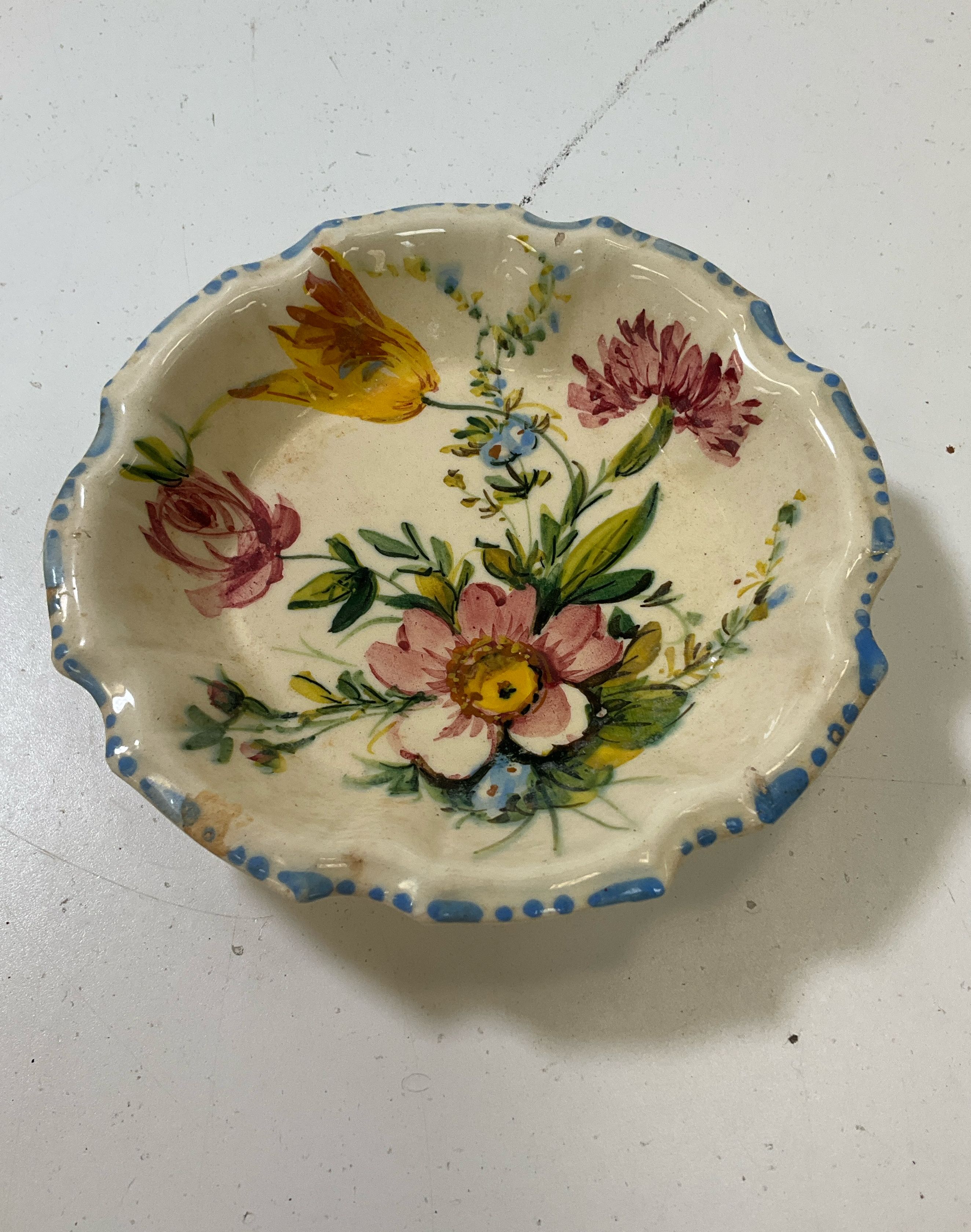 4 Vintage Majolica Nove Rose Italian Renaissance Revival Berry Dessert Bowls