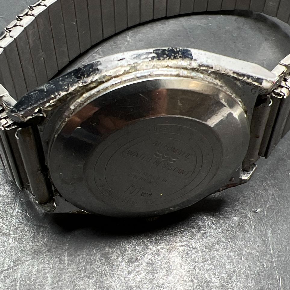 Timex Automatic 1983 E Line Watch Ticking *Cracked Scuffed Crystal