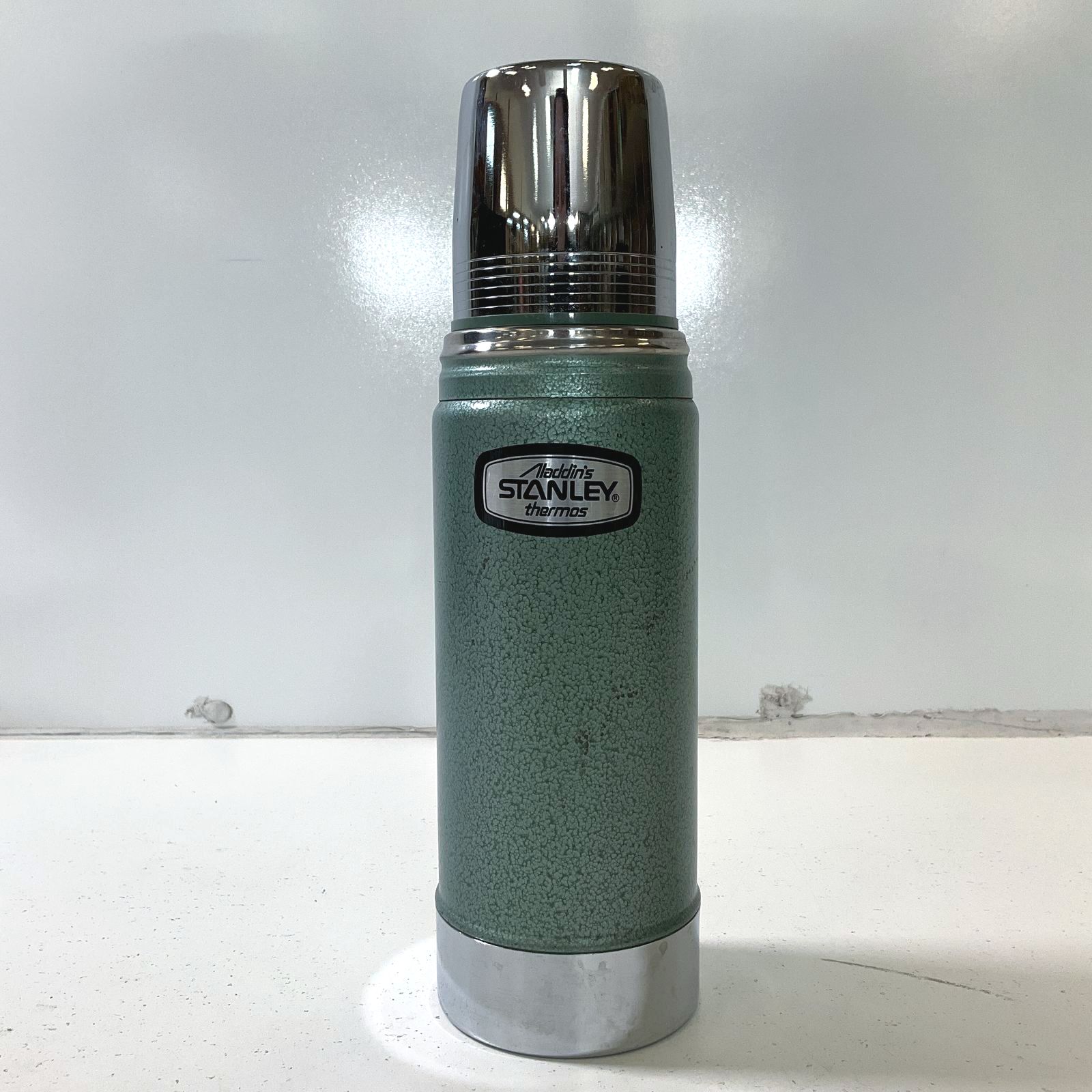 Vintage Green Aladdin's Stanley Thermos A-943C 1 Pint w/ Cup & Stopper