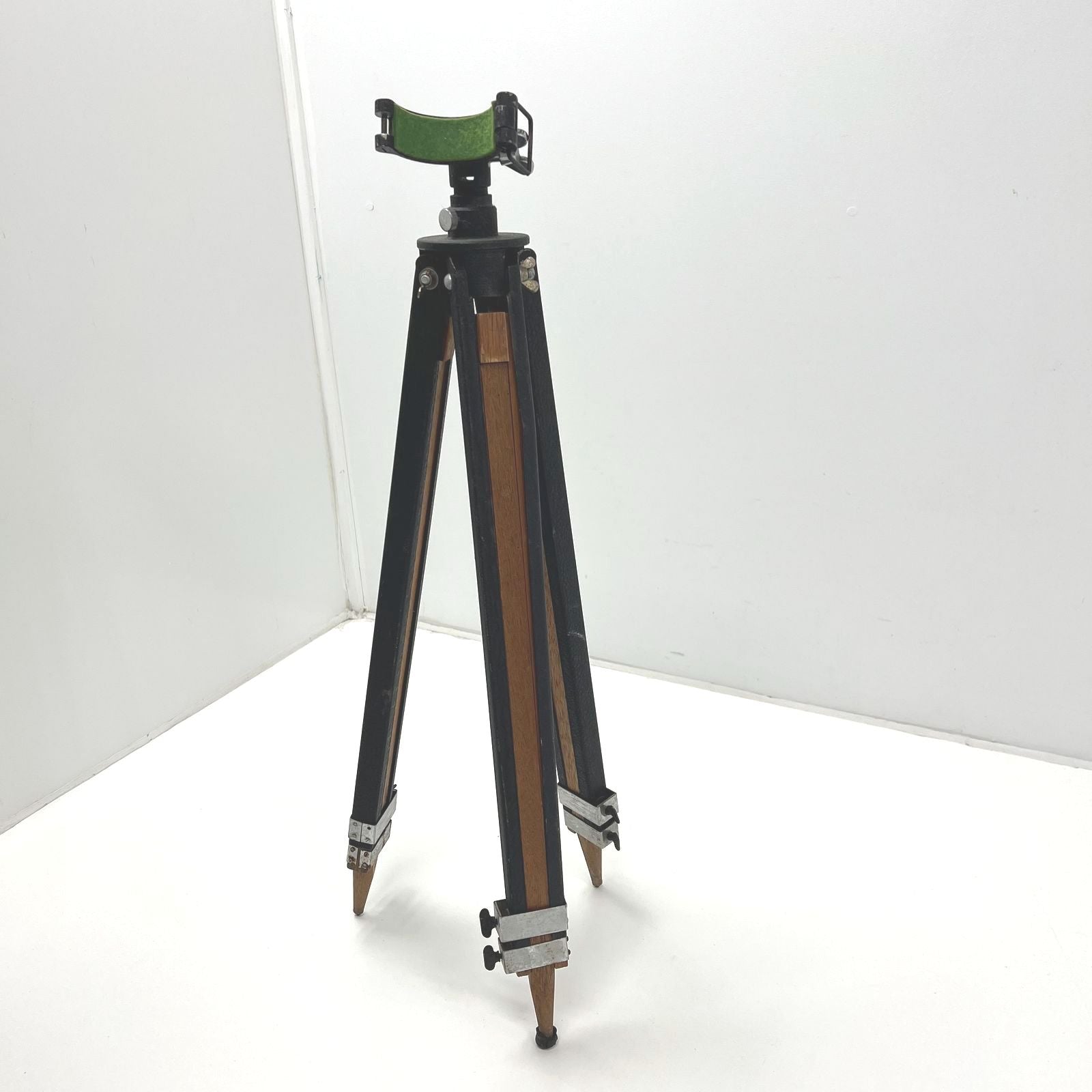 Vintage SPI Telescope No. 509 60mm Achromatic Lens with Wooden Tripod *Fair