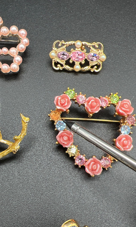 Vintage & Modern Pastel Kawaii Costume Jewelry Lot of 18 Necklace Bracelet